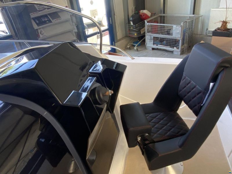 Marine Time QX 563 / 19 Sundeck