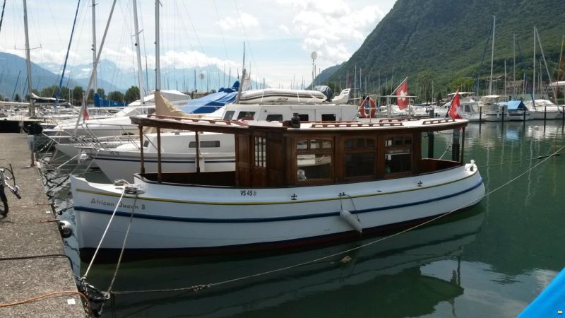 Dutch shipyard Dutch Saloon Boat