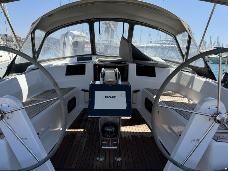 Hanse 415