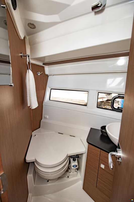 Jeanneau Merry Fisher 895 HB Légende inkl. 2x150P