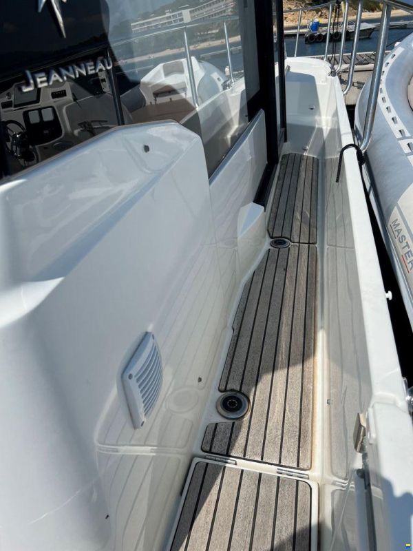 Jeanneau Merry Fisher 1095