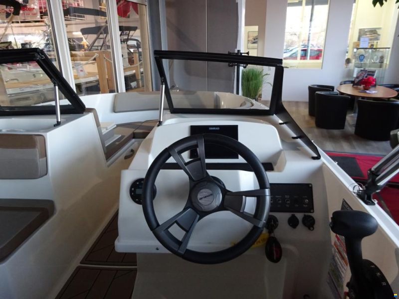 Quicksilver Activ 525 aXess