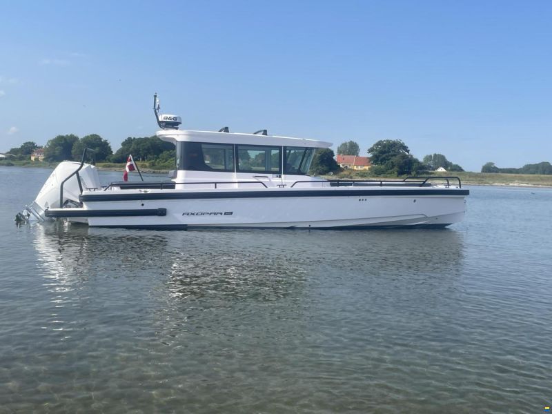Axopar 28 AC Brabus Line