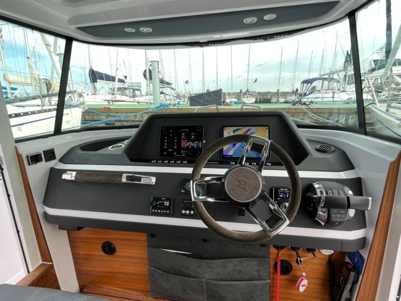Axopar 28 AC Brabus Line