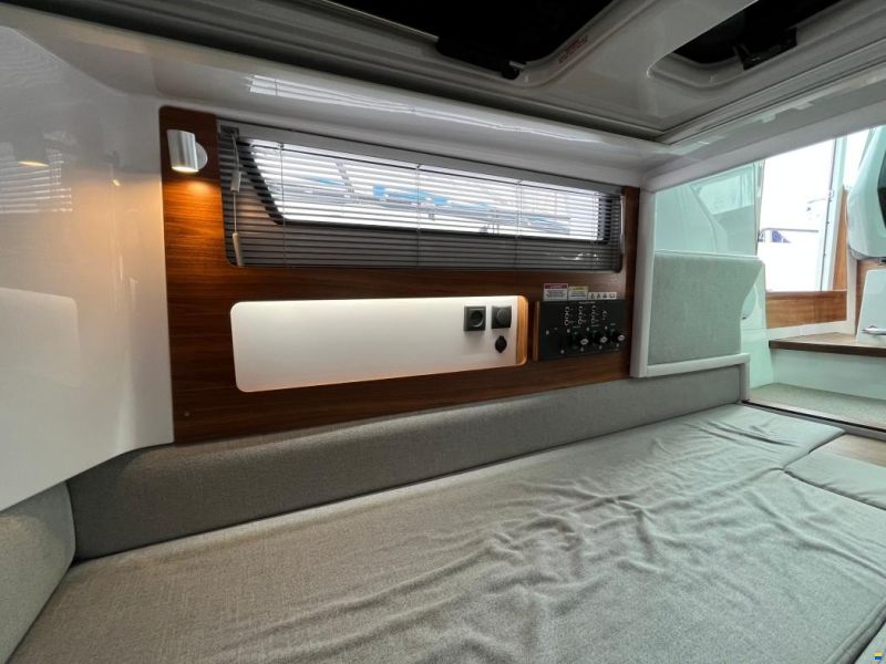 Axopar 28 AC Brabus Line