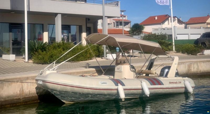 Inflatable Barracuda 530