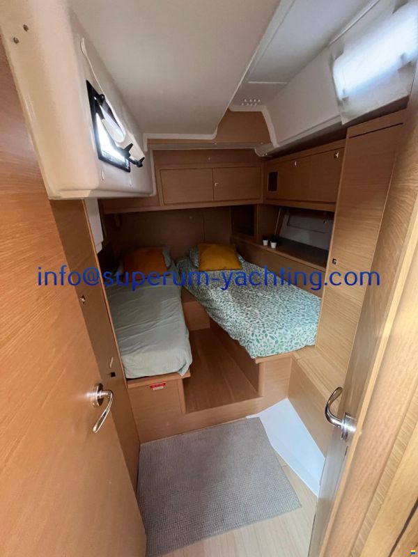 Dufour 530