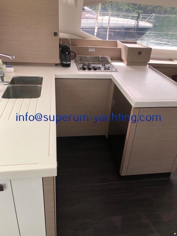Fountaine Pajot Astrea 42