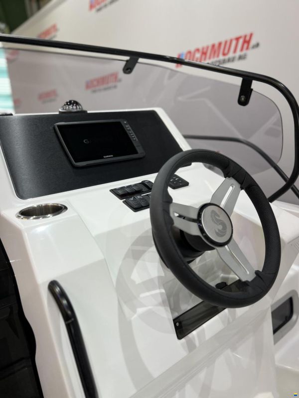 Beneteau Flyer 8 SUNdeck