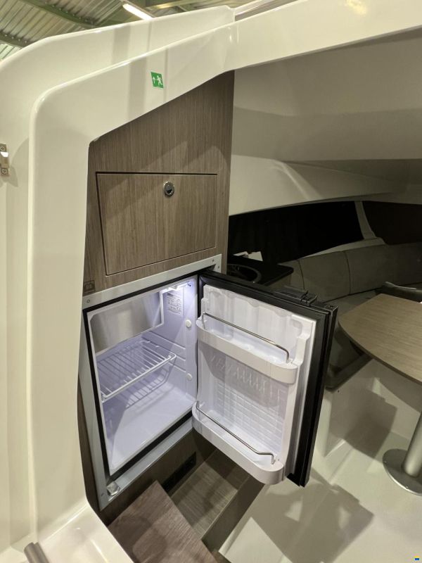 Beneteau Flyer 8 SUNdeck