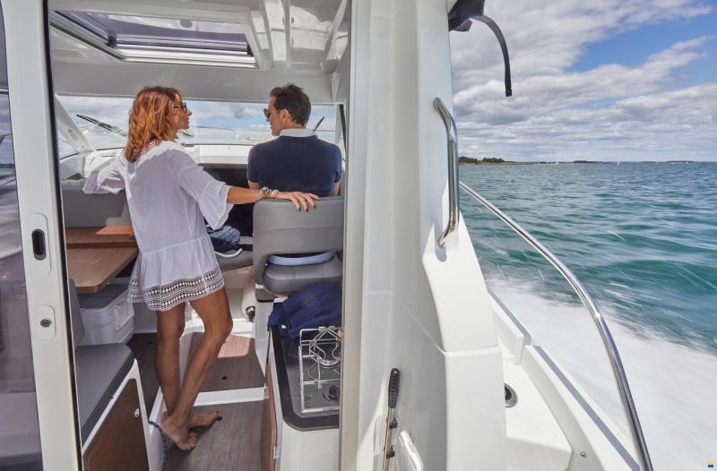 Beneteau Antares 7 OB V2