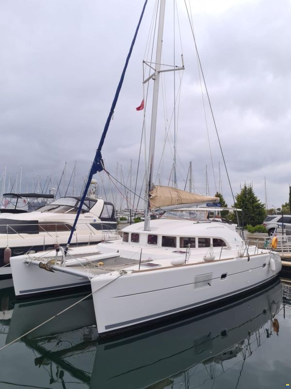 Lagoon 380