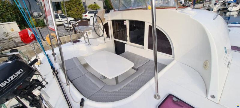 Lagoon 380