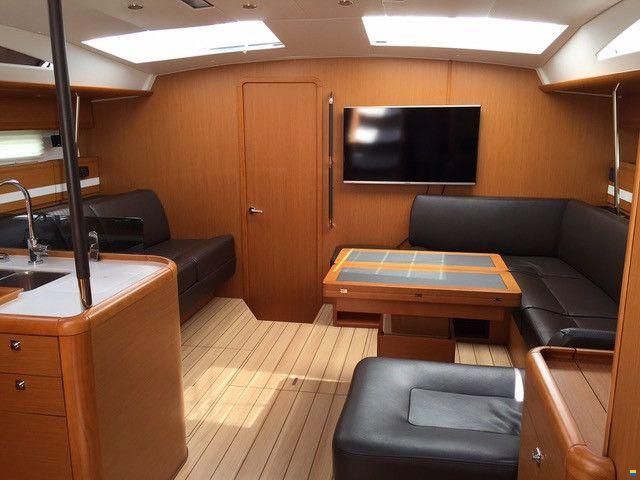 Jeanneau 53