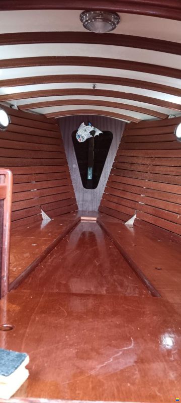 Holzmotorboot De Baron Grou