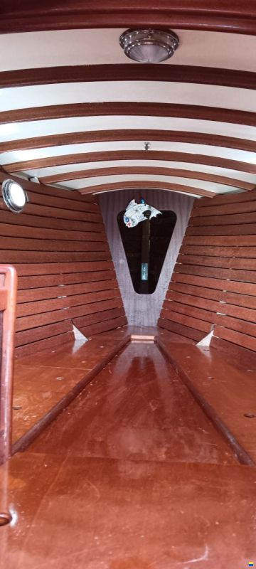 Holzmotorboot De Baron Grou