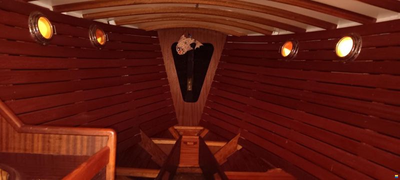 Holzmotorboot De Baron Grou