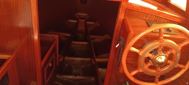 Holzmotorboot De Baron Grou