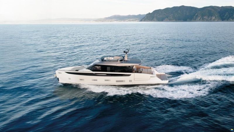 Azimut Seadeck 7
