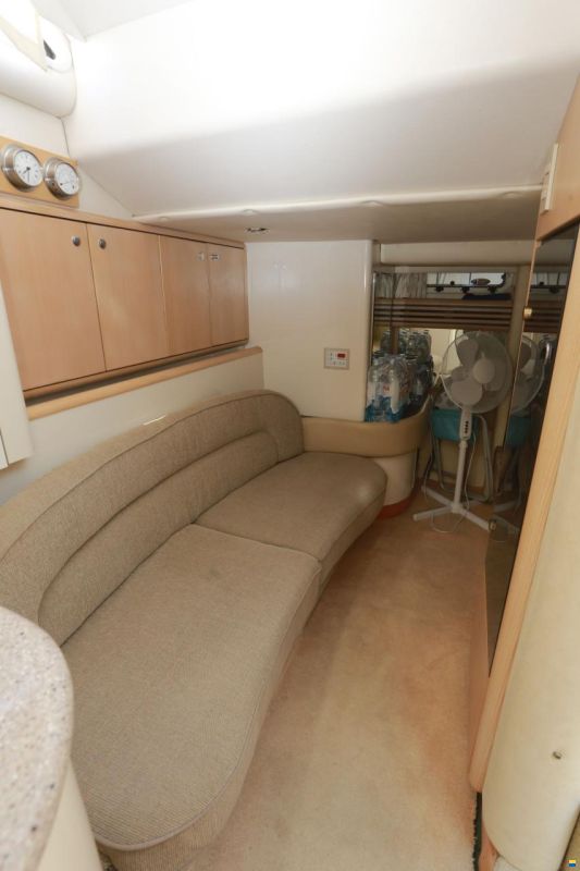 Bayliner Avanti 40