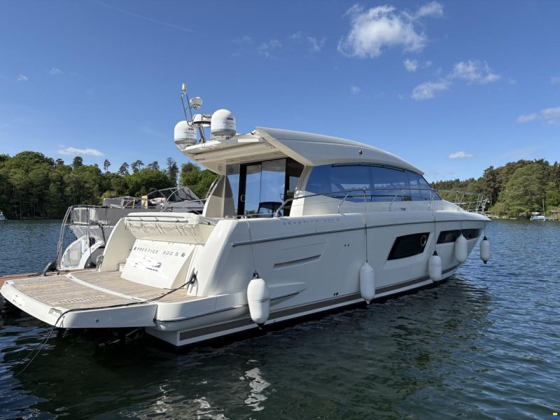 Prestige Yacht 500s