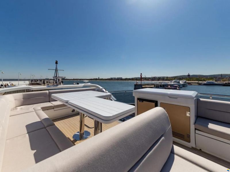 Galeon 440 Fly, 2026 – available soon