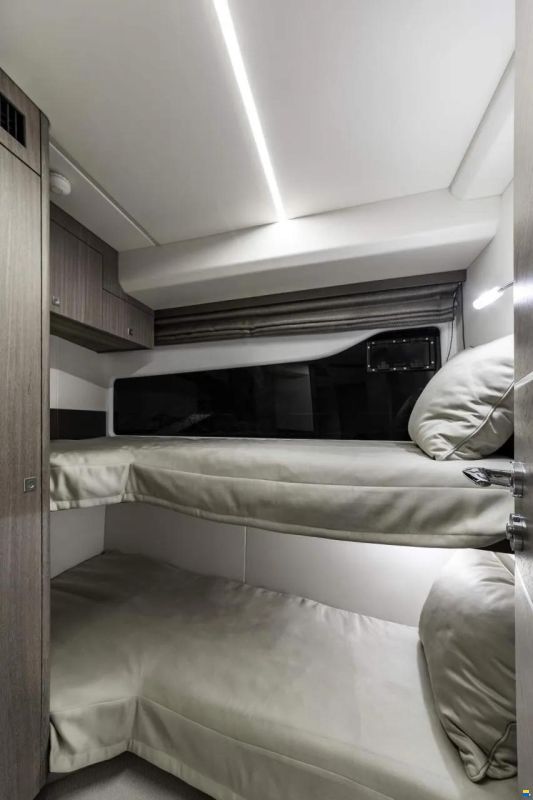Galeon 440 Fly, 2026 – available soon