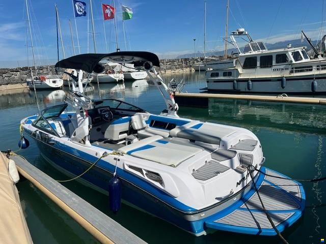 Nautique Super Air Nautique 230 Team Edition