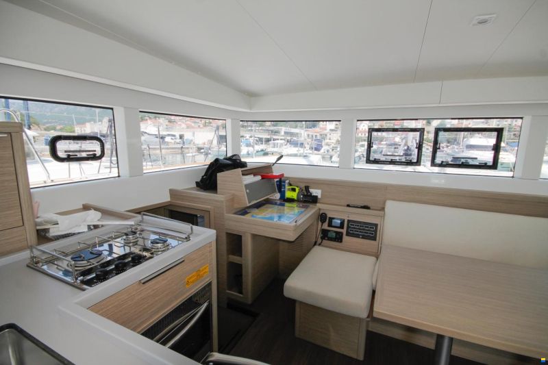 Lagoon 40