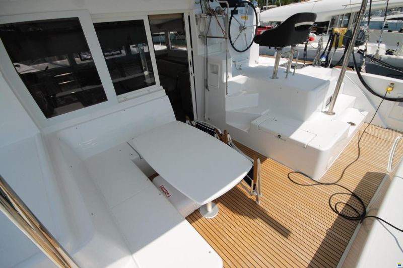 Lagoon 40