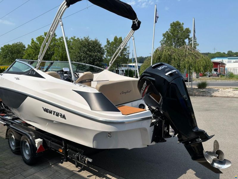 Ventura V215