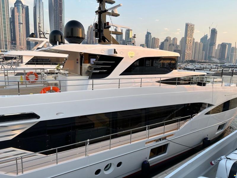 Gulf Craft Majesty 100
