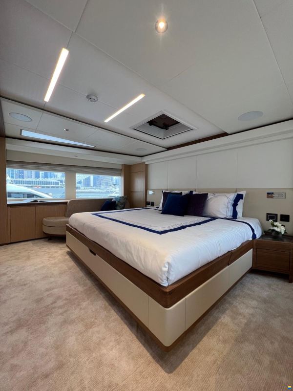 Gulf Craft Majesty 100