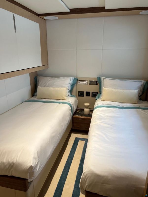Gulf Craft Majesty 100