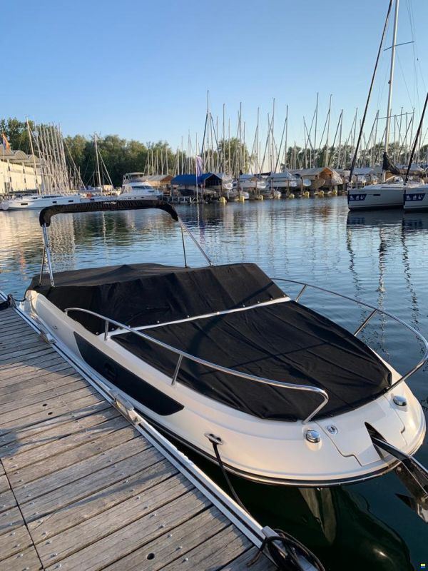 Sea Ray 230 Sun Sport
