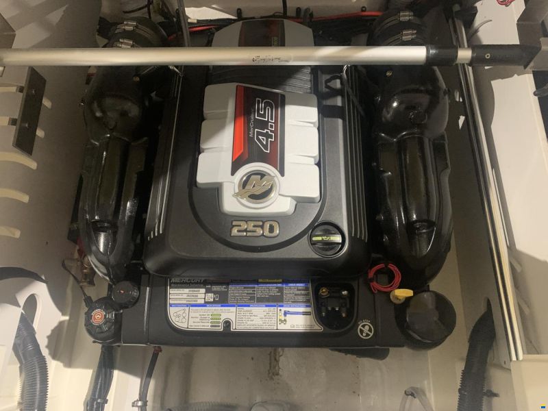 Sea Ray 230 Sun Sport