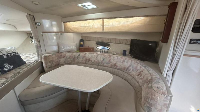 Bayliner 3055