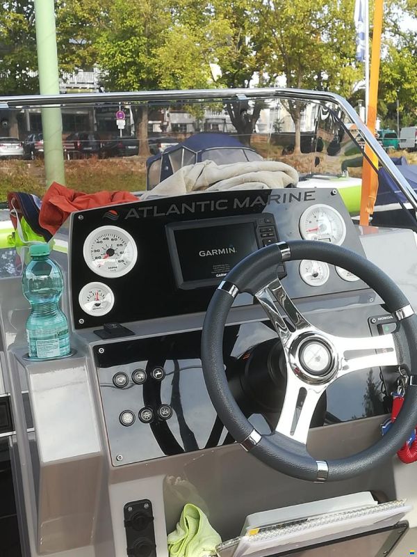 Atlantic Marine Sun Cruiser 630