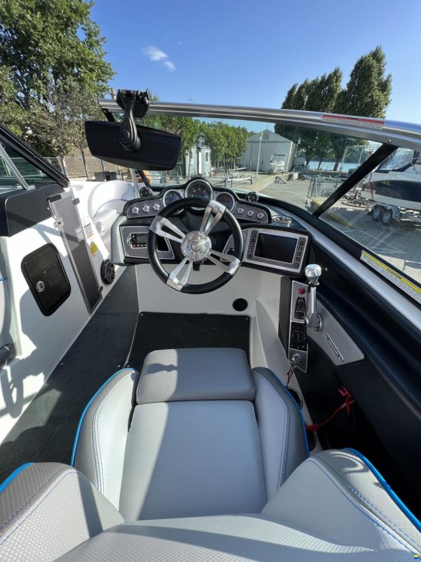 MasterCraft X23