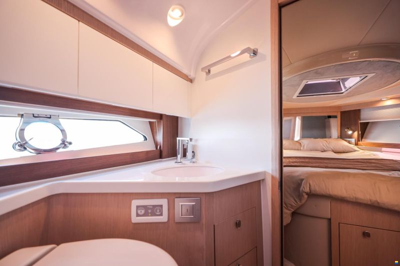 Focus Motor Yacht 44 mit LP Lago Maggiore/Bodensee