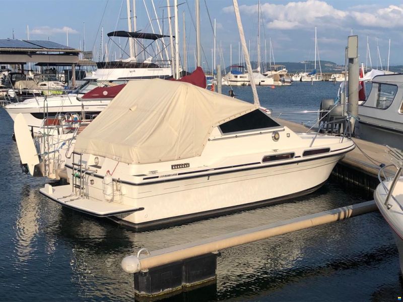 Fairline Carrera 24