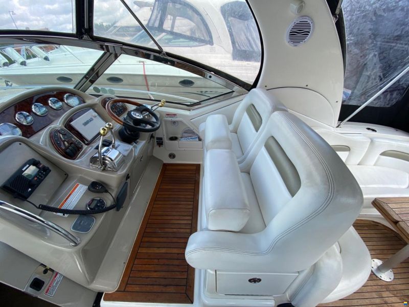 Sea Ray 355 Sundancer