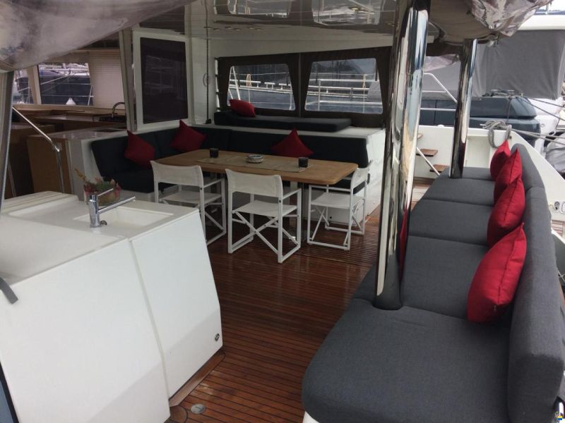 Lagoon 560
