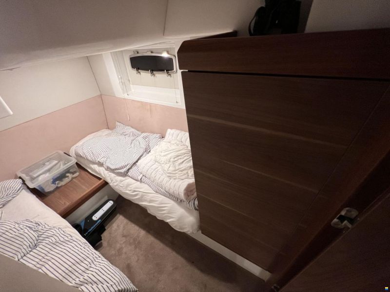 Sealine S 380