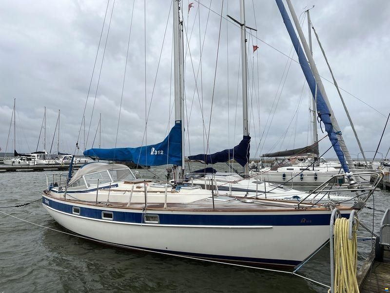 Hallberg Rassy 312 Mk1 image