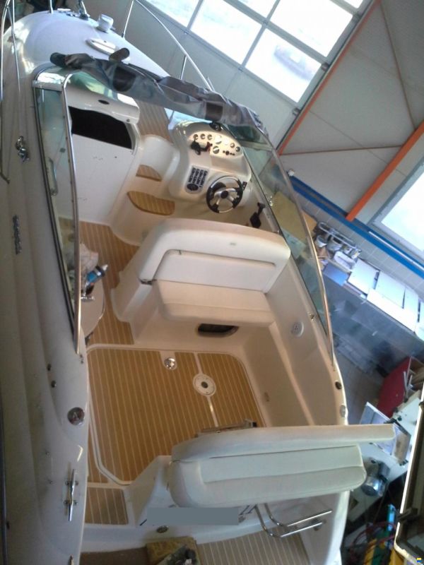 Sessa Oyster 25