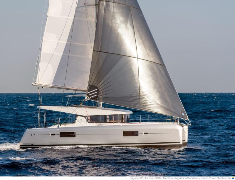 Lagoon 42