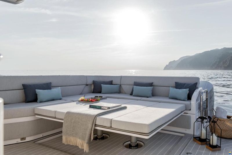 Azimut Verve 48