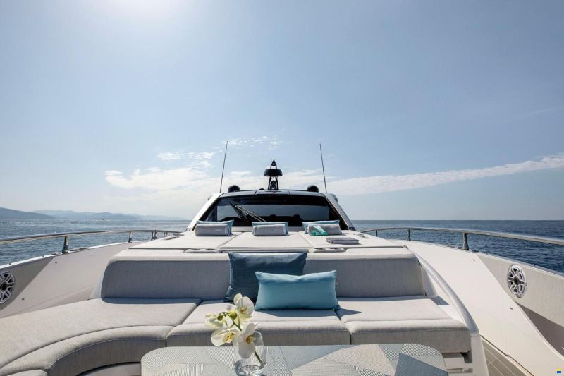 Azimut Verve 48