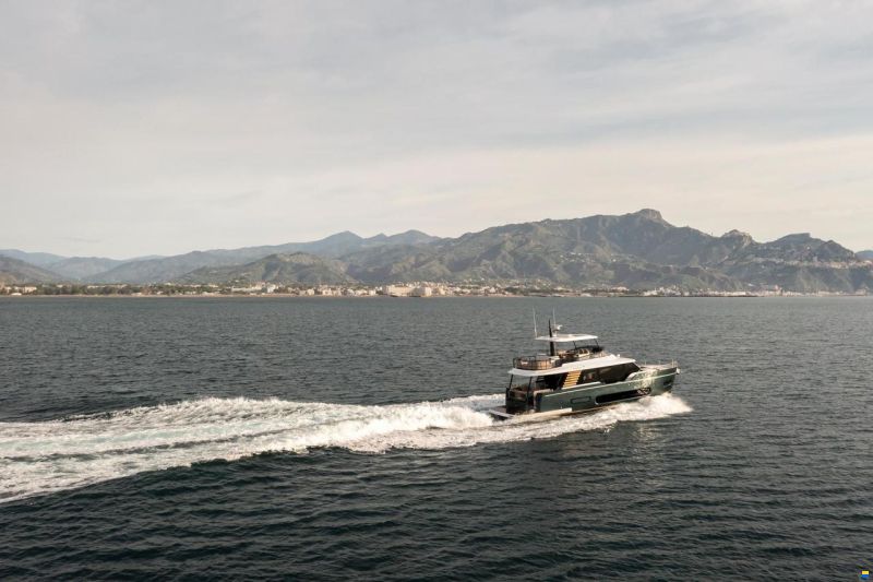 Azimut Magellano 60